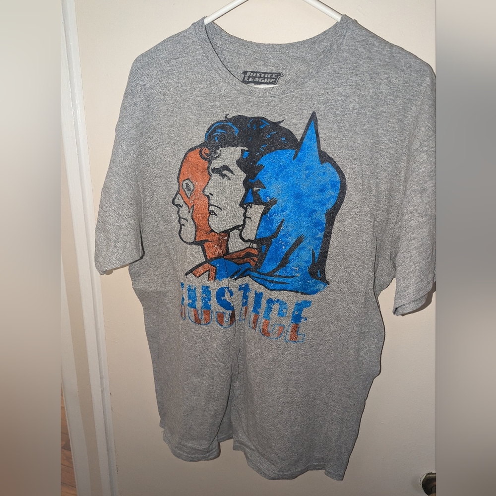 Justice League t shirt